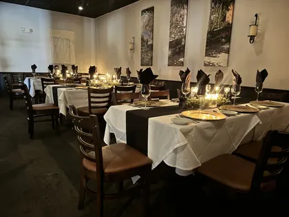La Contea Italiano Ristorante, business photo 3