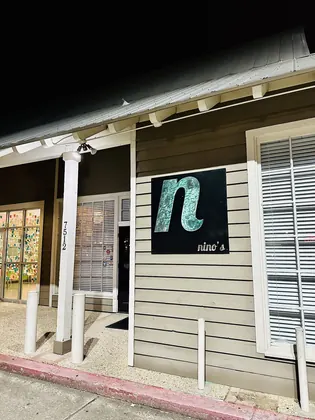 Nino's, business photo 3
