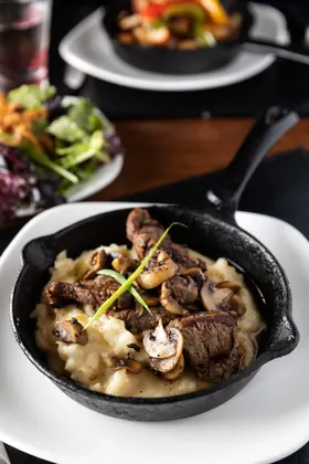 Stab's Steak and Seafood Central, business photo 4
